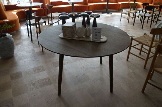 Spisebord &TRADITION SK4