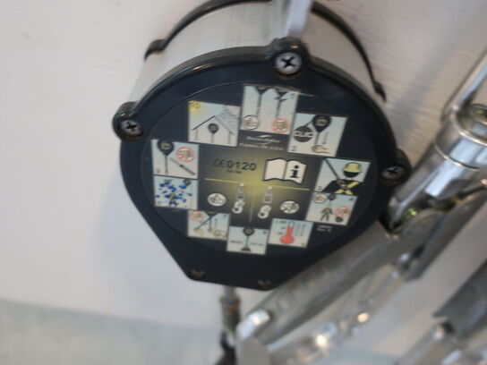 Div. sikringsgrej, faldblokke m.v. inkl. stativ