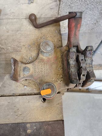 Filebænk inkl. indhold