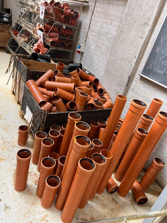 Kloakrør div. størrelse, længder m.v. (se billeder)