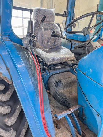 Traktor FORD 6619 m. kost