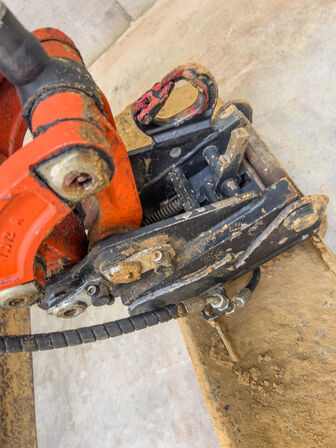 Hybrid (el/diesel) minigraver KUBOTA U17-3 1.65t