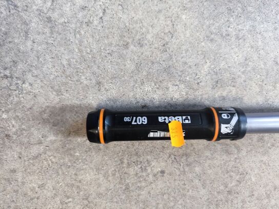 Momentnøgle m. specialhoved BETA 607/30