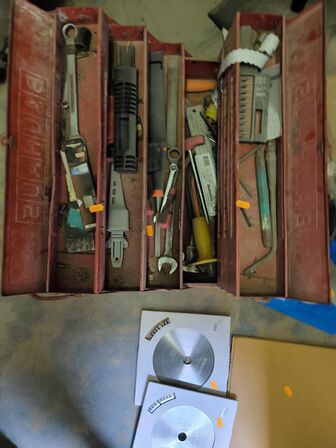 Værktøjskasse m. indhold