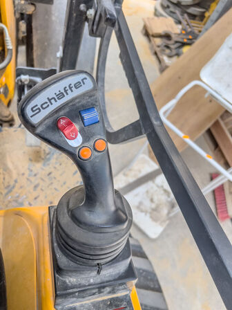 El-minilæsser SCHÄFFER 24e