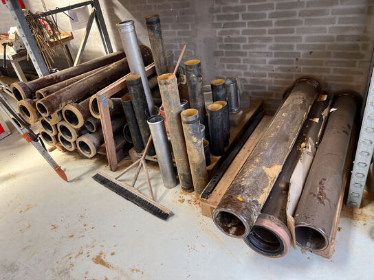 Kloakrør div. størrelse, længder m.v. (se billeder)