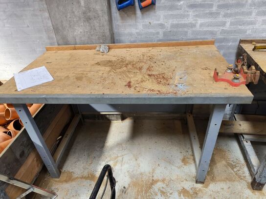 Filebænk m. RIDGID kæberørholder