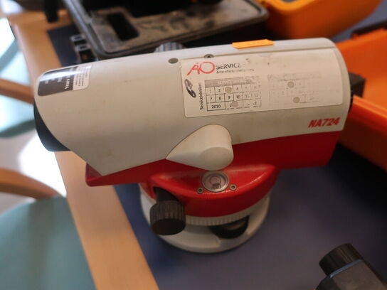 Nivelleringsapparat LEICA NA724