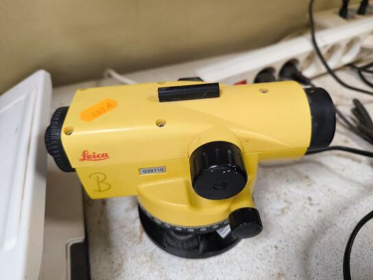 Nivelleringsapparat LEICA 