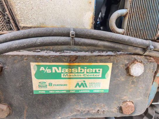 Traktor FORD 6619 m. kost