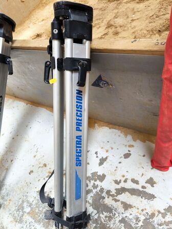 Stativ SPECTRA PRECISION til nivelleringsapparat