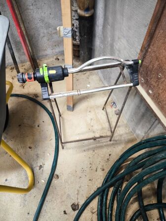 Div. håndredskaber, trillebøre m.v.