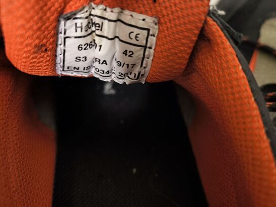 Div. sikkerhedssko, veste & hjelme