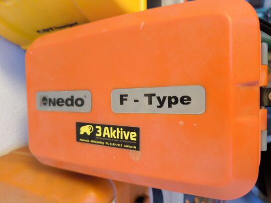 Nivelleringsapparat LEICA NA324