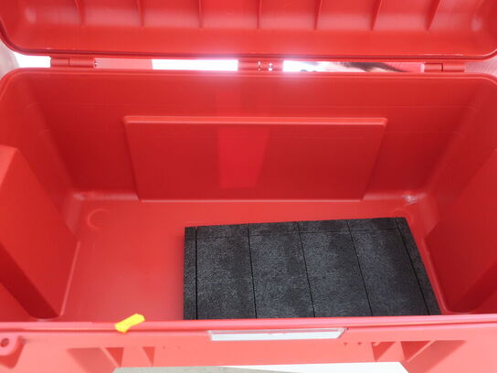 Alukasse m. foring & plastkuffert (tomme)