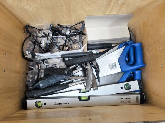 2 stk. værktøjskasser inkl. indhold