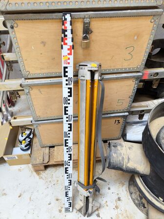 Stativ SOKKISHA & teleskopmålepind