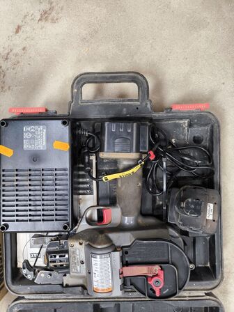 Bindemaskine TJEP MAX inkl. 1 ks. bindetråd 