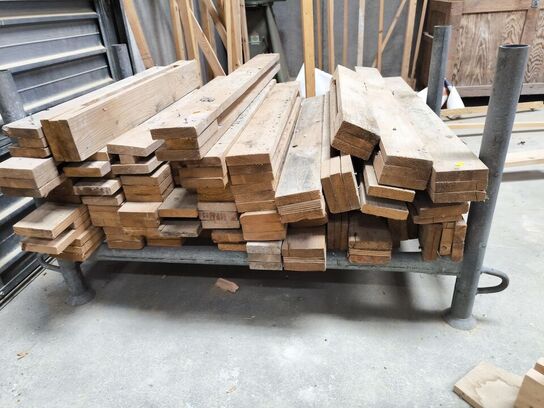 Barrel m. træ samt div. træ