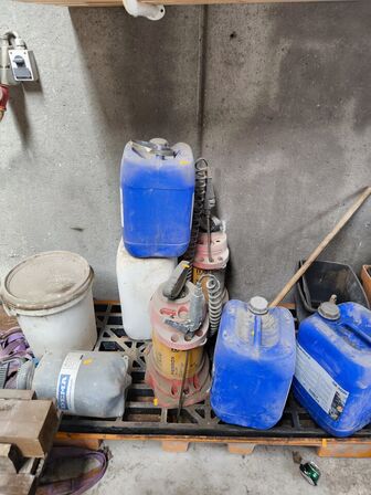 2 stk. kemistationer inkl. indhold