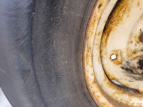 Traktor FORD 6619 m. kost