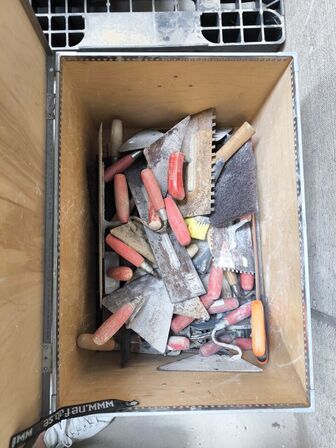 2 stk. værktøjskasser inkl. indhold