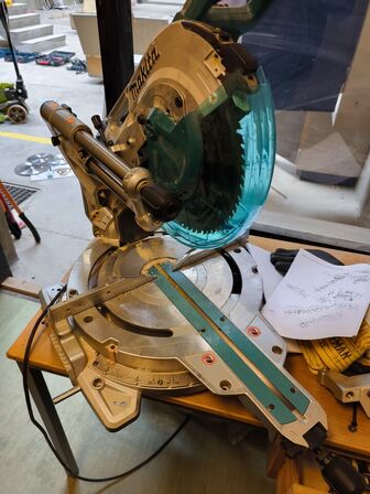 Kapsav MAKITA LS1219L