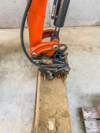 Hybrid (el/diesel) minigraver KUBOTA U17-3 1.65t