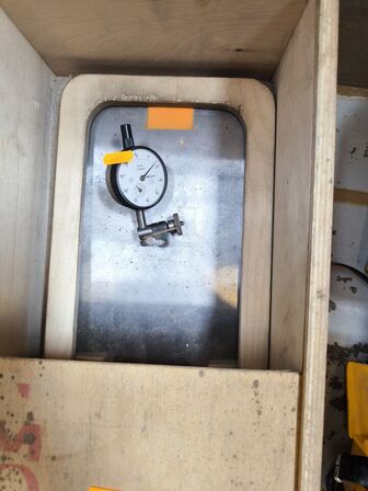 Kasse m. MITUTOYO mikrometer