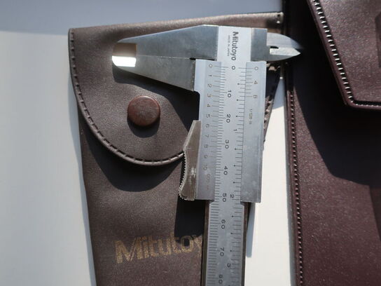 2 stk. MITUTOYO skydelære 