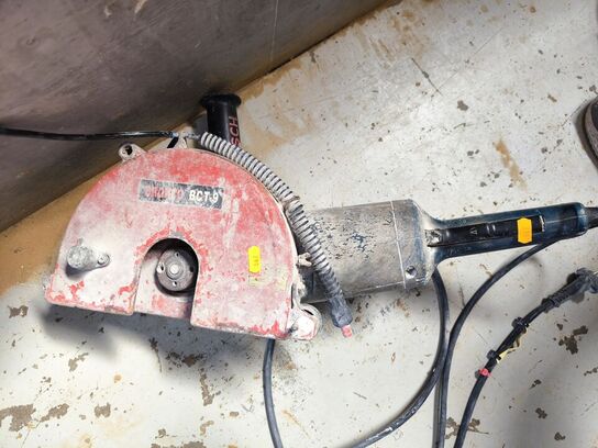 Vådskærer BRONCO BCT 9 m. BOSCH maskine