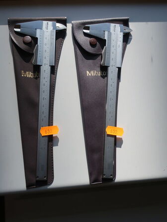 2 stk. MITUTOYO skydelære 