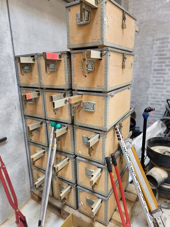 17 værktøjskasser inkl. div. indhold inkl. kloakvaterpas