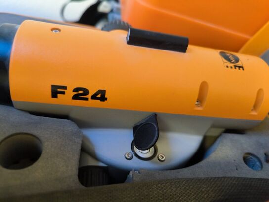 Nivelleringsapparat NEDO F24 