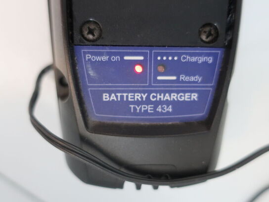 Batteri, ladere m.v. SCANRECO (til kranfjernbetj.)