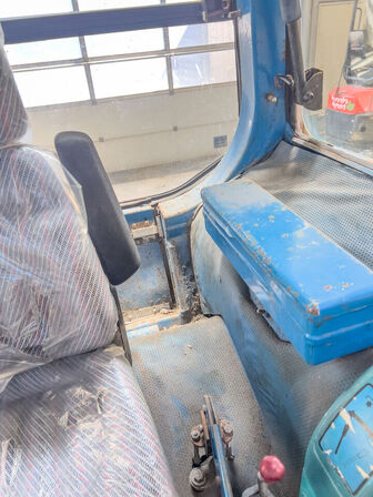 Traktor FORD 6619 m. kost