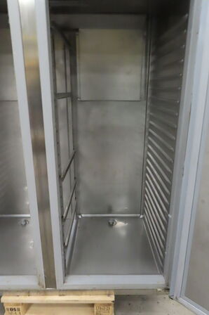 Dobbeltdørs køleskab