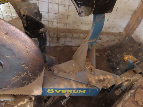 Plov ÖVERUM XCELSIOR CX 390 F.