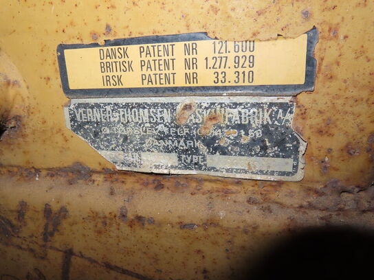 Traktor CASE 1490 HYDRA SHIFT m. frontlæsser