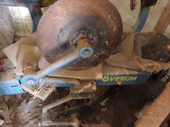 Plov ÖVERUM XCELSIOR CX 390 F.