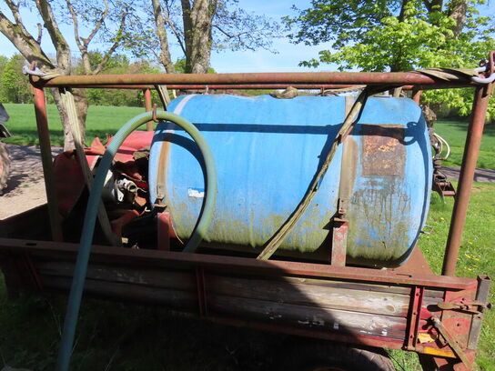 Vogn m. Glasfibertank TIM