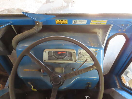 Traktor COUNTY 1164