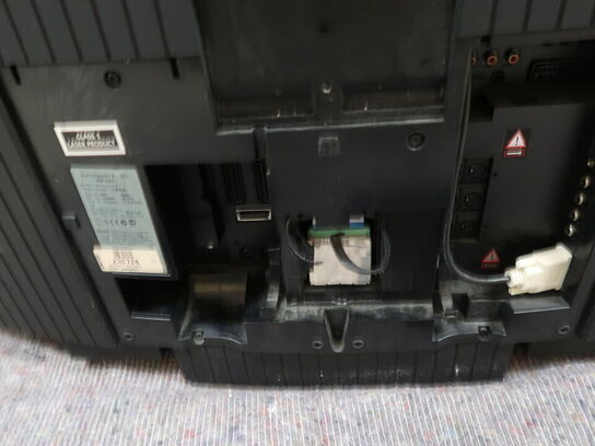 B&O BeoVision 7-40
