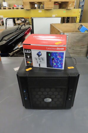 Computer samt LED lampe