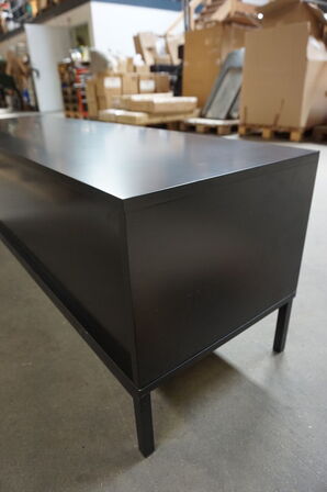 Seaford tv-bord Sort/vild eg B.140 x H.45 x D.40 cm 