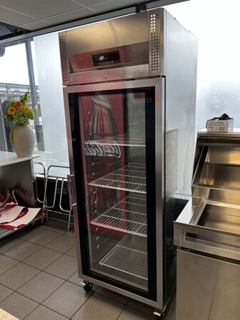 Køleskab TEFCOLD RK710G