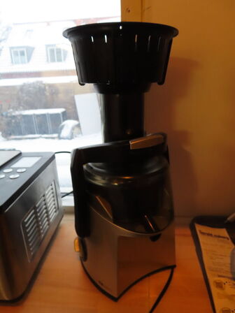 Juicer, OBH Nordica 6754