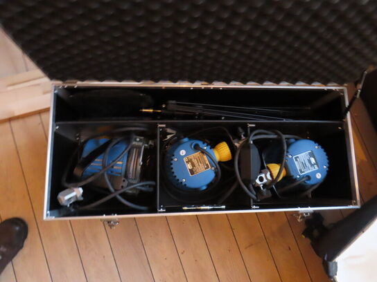 3 stk. tungstens spot, ARRILITE 800W i alukasse