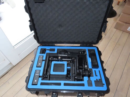 3-akset kamerasystem, TILTA GRAVITY GR-T03 i flightcase