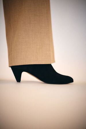 Vully 50 stiletto Calf suede ANONYMOUS COPENHAGEN Str.: 42